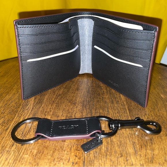 Coach Wallet and Keychain Combo New - Picture 3 of 4